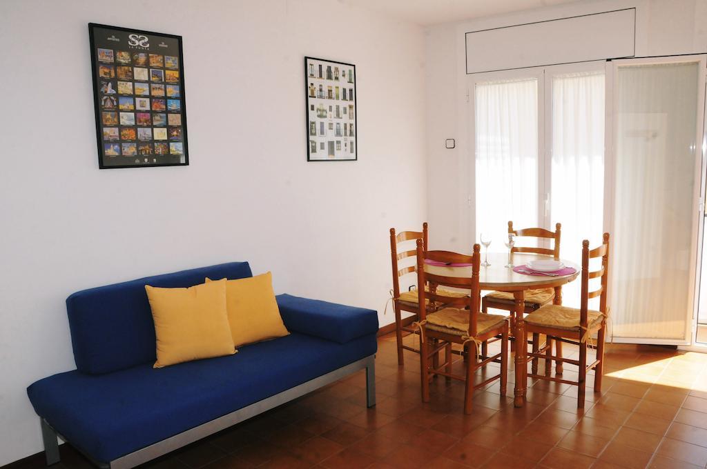 Apartaments Bonaventura 7 シッチェス 部屋 写真