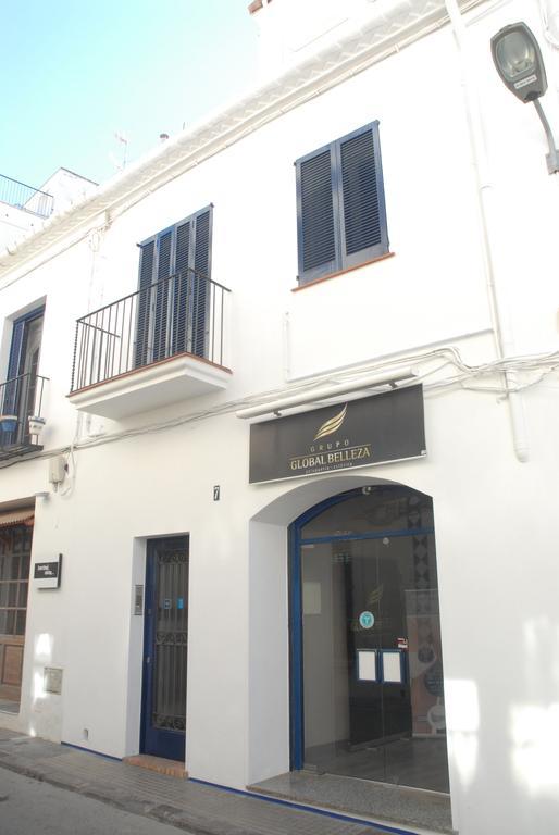 Apartaments Bonaventura 7 シッチェス エクステリア 写真